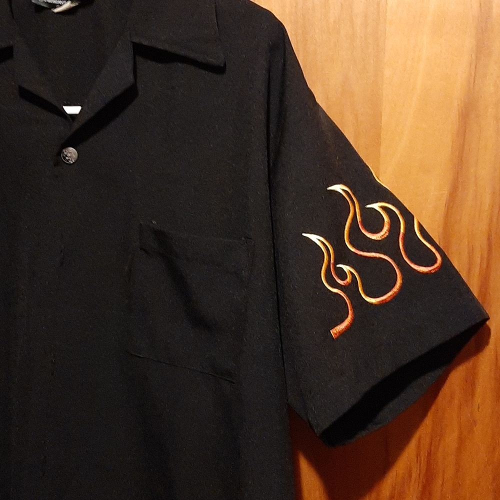 Mens flame button down shirt - Picture 2 of 4